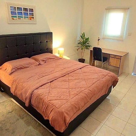 Hustay Guest House - Canggu Экстерьер фото