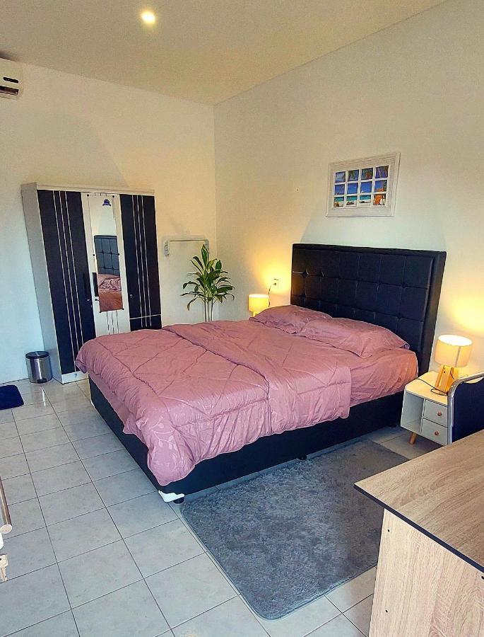 Hustay Guest House - Canggu Экстерьер фото