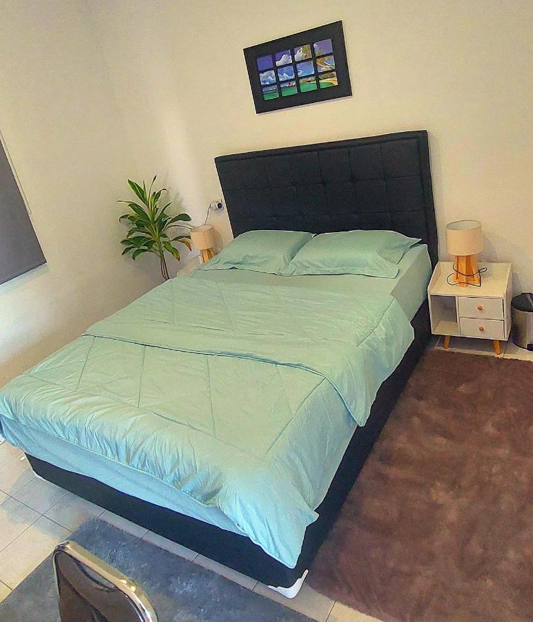 Hustay Guest House - Canggu Экстерьер фото
