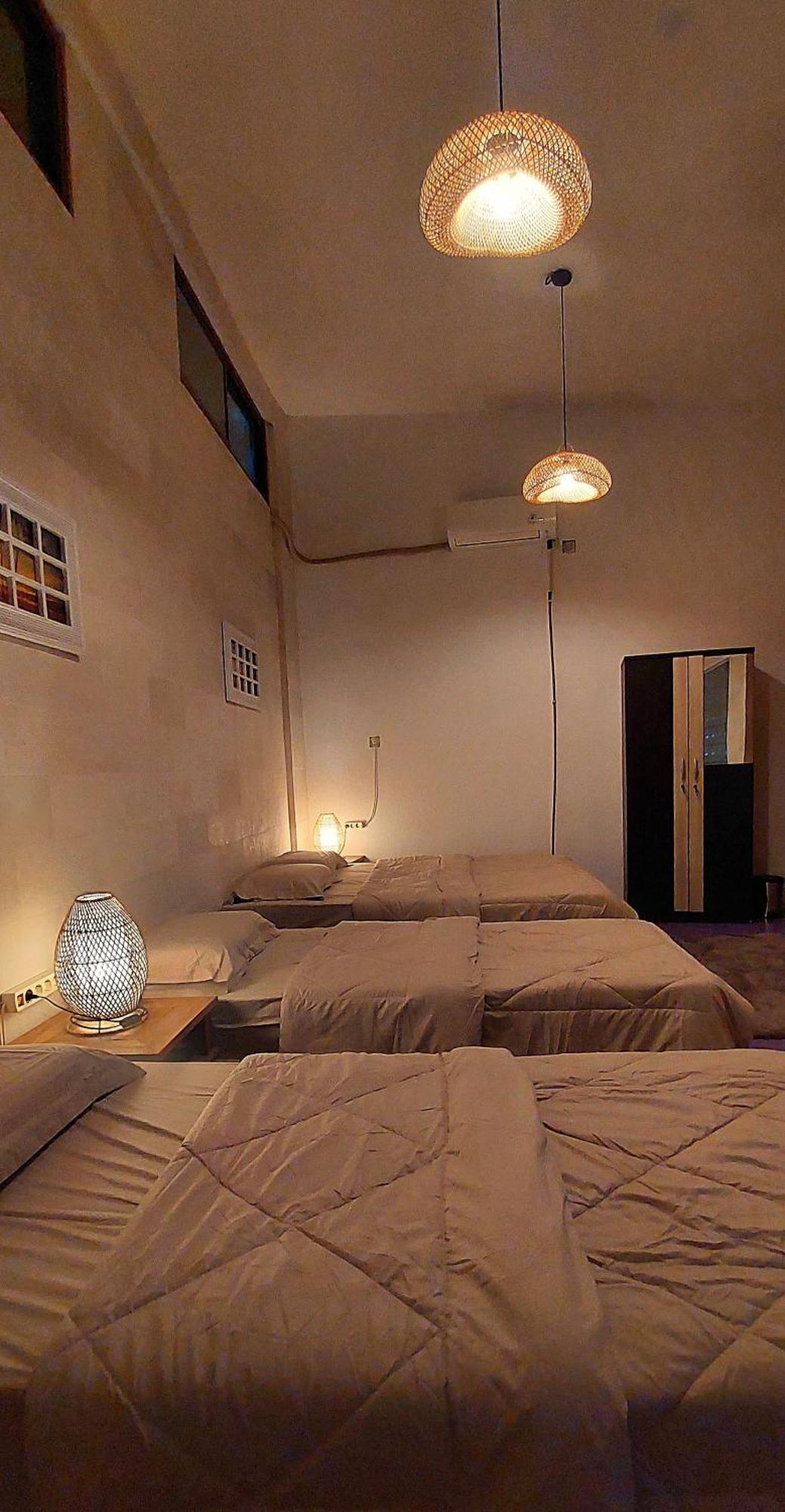 Hustay Guest House - Canggu Экстерьер фото